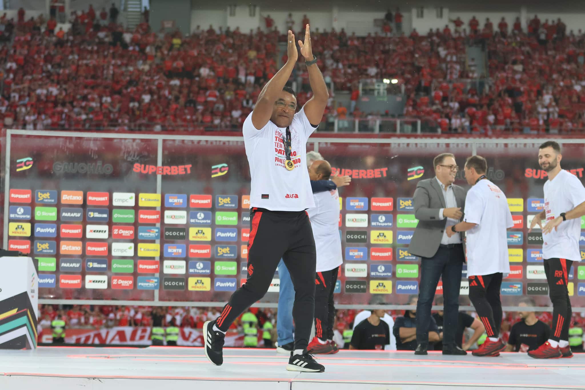 Roger Machado t&iacute;tulo ga&uacute;cho