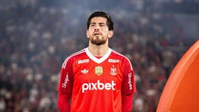 Rossi falha de novo e Flamengo cede resultado por erro individual em segundo jogo seguido