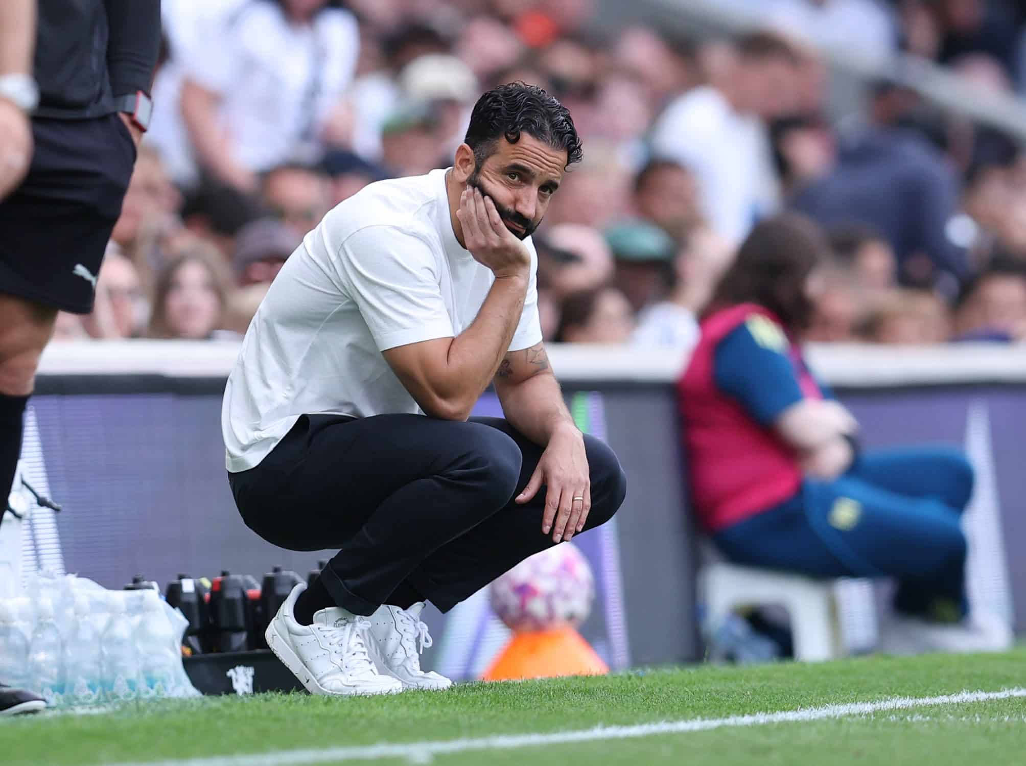 R&uacute;ben Amorim durante jogo do Manchester United 