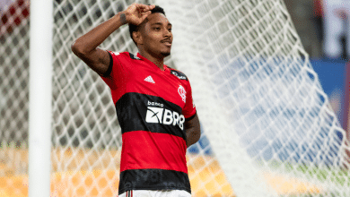 Os tr&ecirc;s fatores que aproximam o Corinthians da contrata&ccedil;&atilde;o de Vitinho