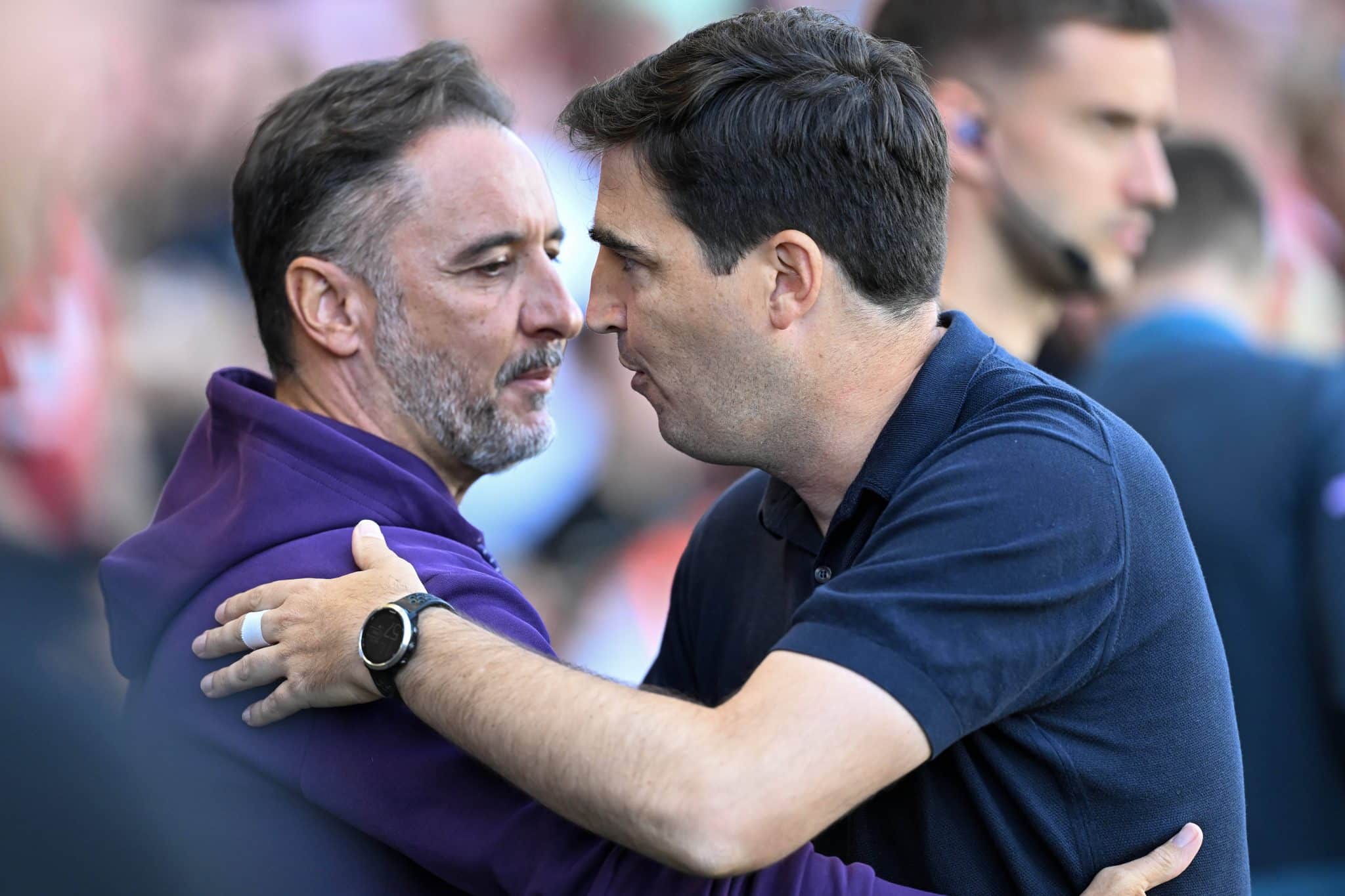 V&iacute;tor Pereira e Andoni Iraola em Bournemouth x Wolverhampton (Foto: Imago)