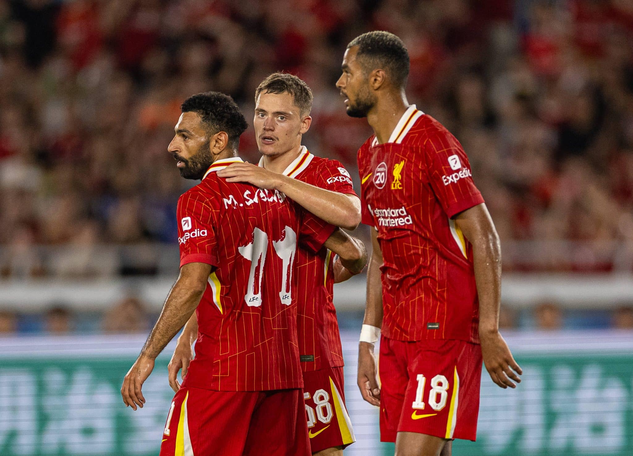 Salah, Wirtz e Gakpo comemoram gol do Liverpool