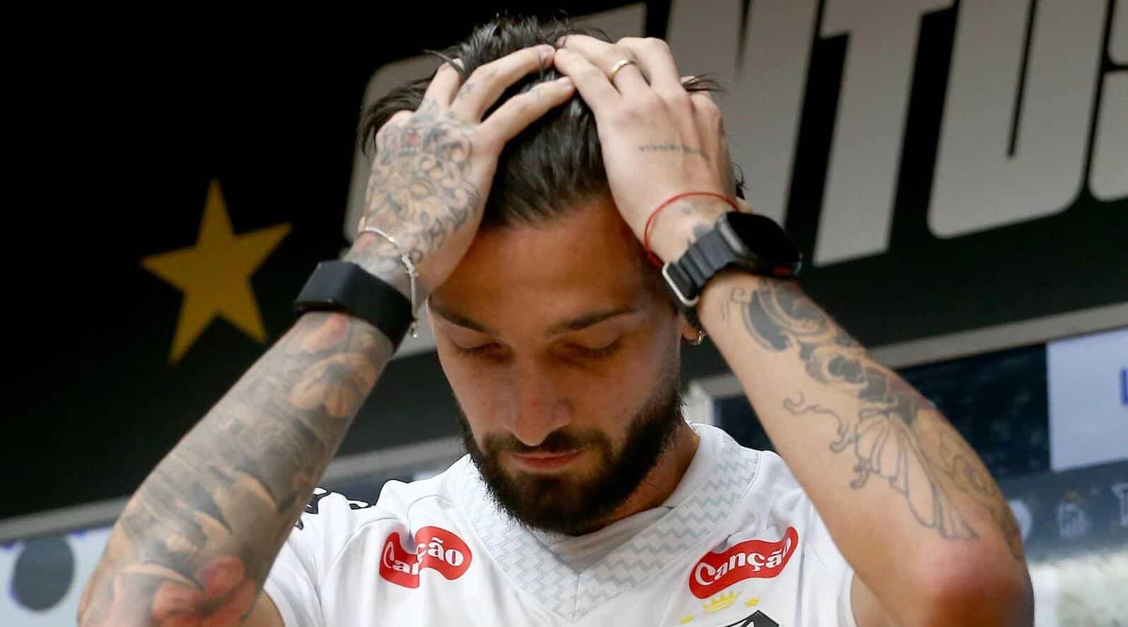 Do G-4 ao Z-4? Lautaro D&iacute;az chega ao Santos ignorando m&aacute; fase do clube: &lsquo;n&atilde;o importa&rsquo;