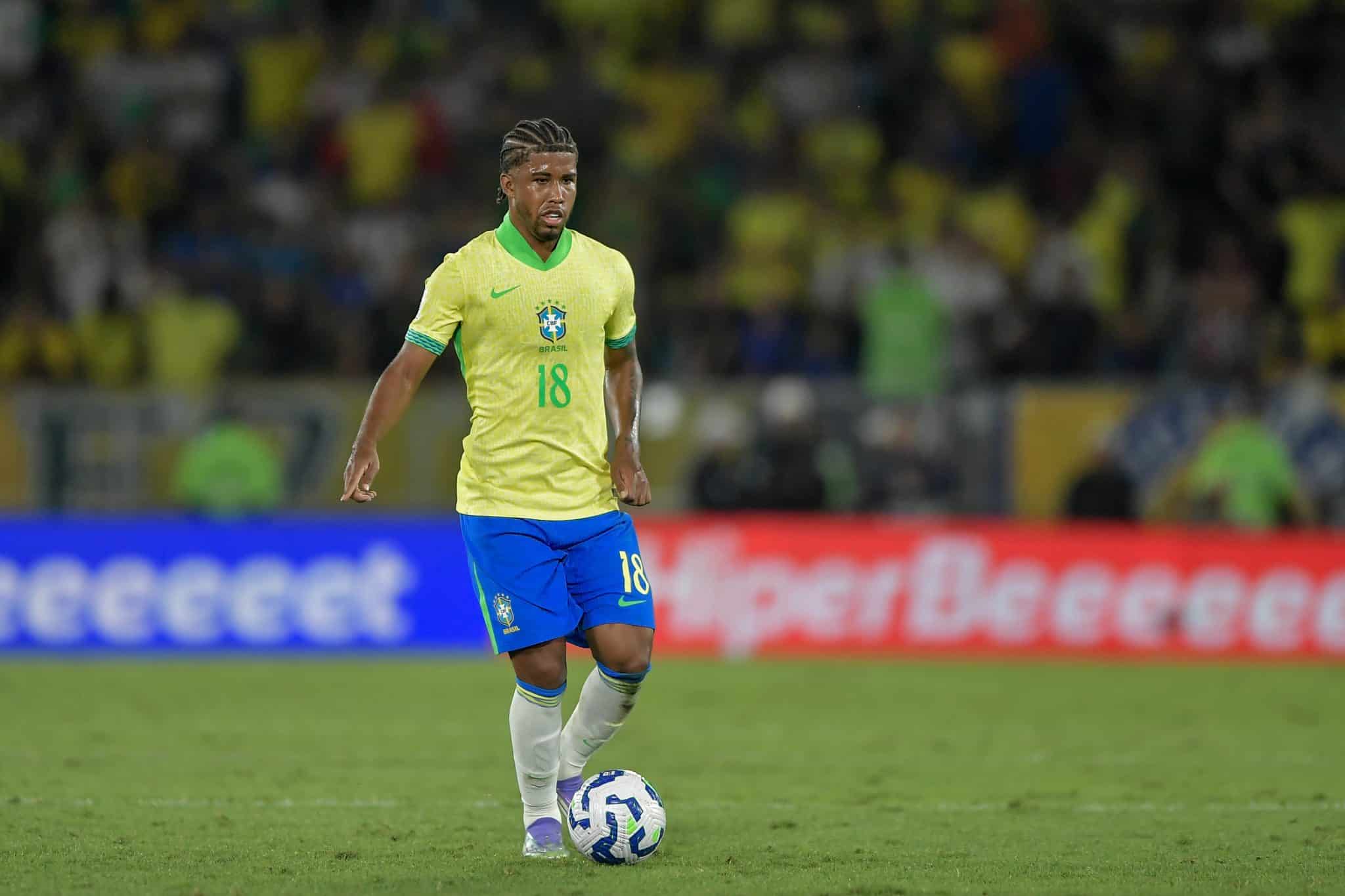 Andrey Santos esteve nas duas convoca&ccedil;&otilde;es de Ancelotti (Foto: Icon Sport)