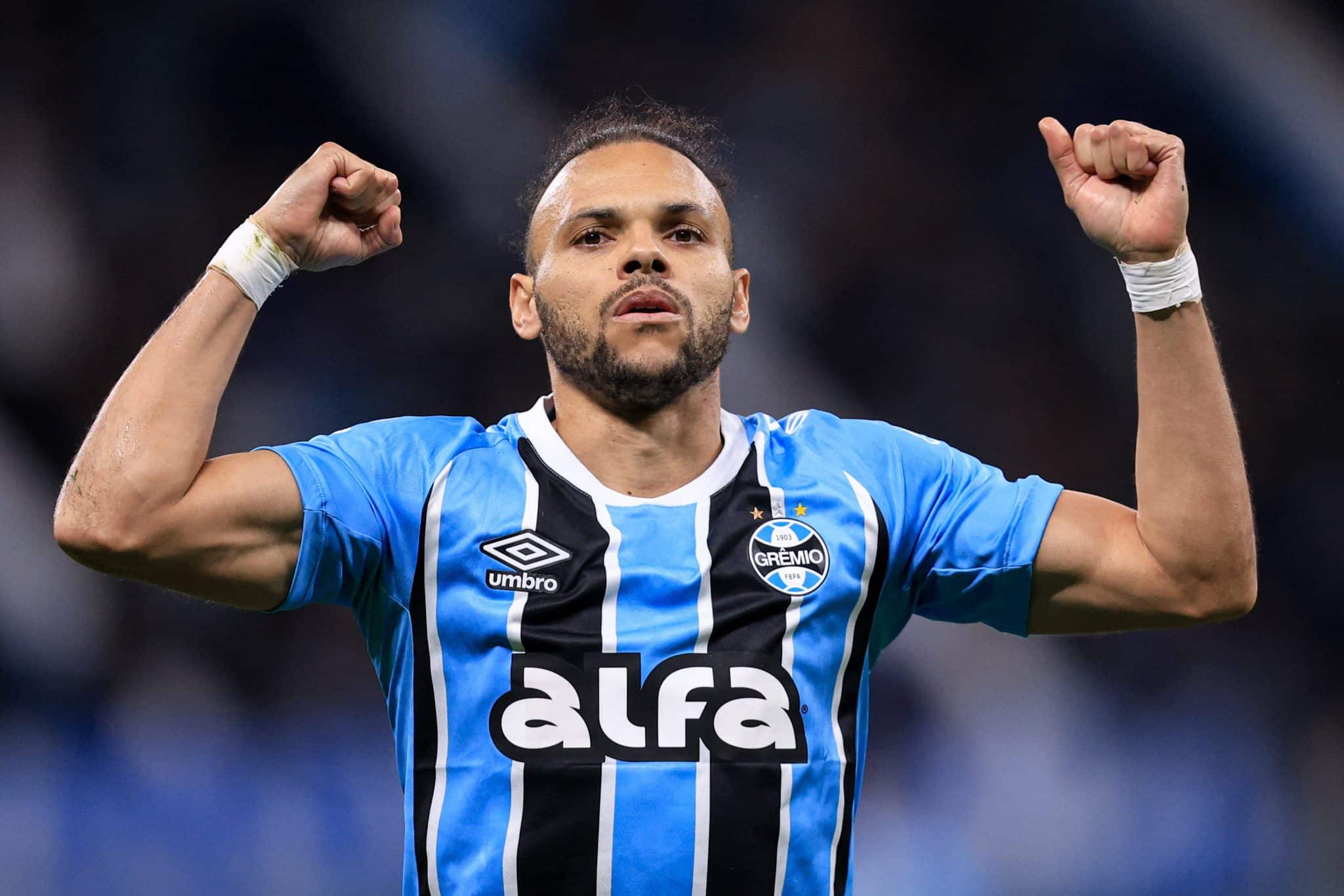 Braithwaite refor&ccedil;a la&ccedil;o com o Brasil e cutuca a sele&ccedil;&atilde;o dinamarquesa: &lsquo;N&atilde;o estou de acordo&rsquo;