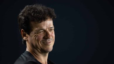 Virada do Vasco sobre o Bahia tem a marca de Diniz &ndash; para o bem e para o mal