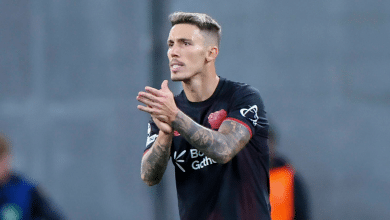 Especialidade de Grimaldo e joia argentina salvam Leverkusen de derrota na Champions
