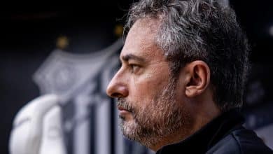 Como Mattos explicou o sofrimento do Santos para viabilizar neg&oacute;cios na janela?