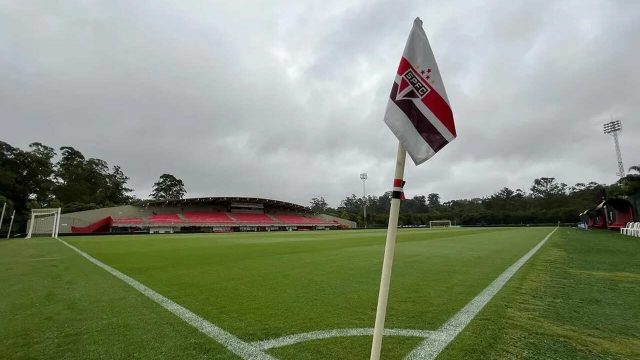 Santos e S&atilde;o Paulo trocam farpas por final que acabou em notas oficiais e WO na base