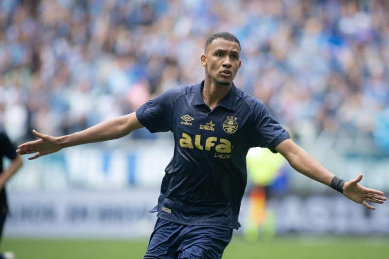 Juventude abre caminho para o Grêmio mais uma vez em triunfo consistente contra o Vitória