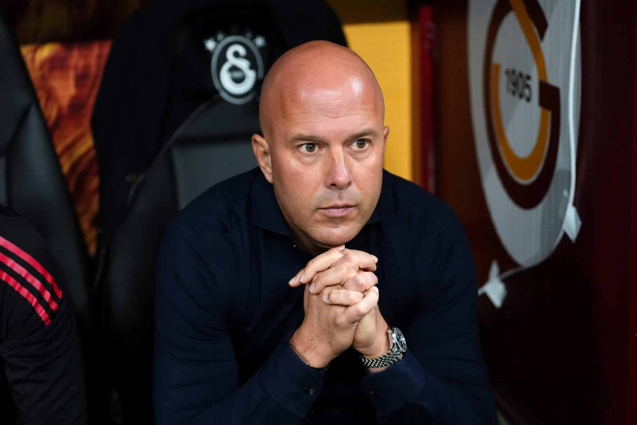 Arne Slot, t&eacute;cnico do Liverpool 