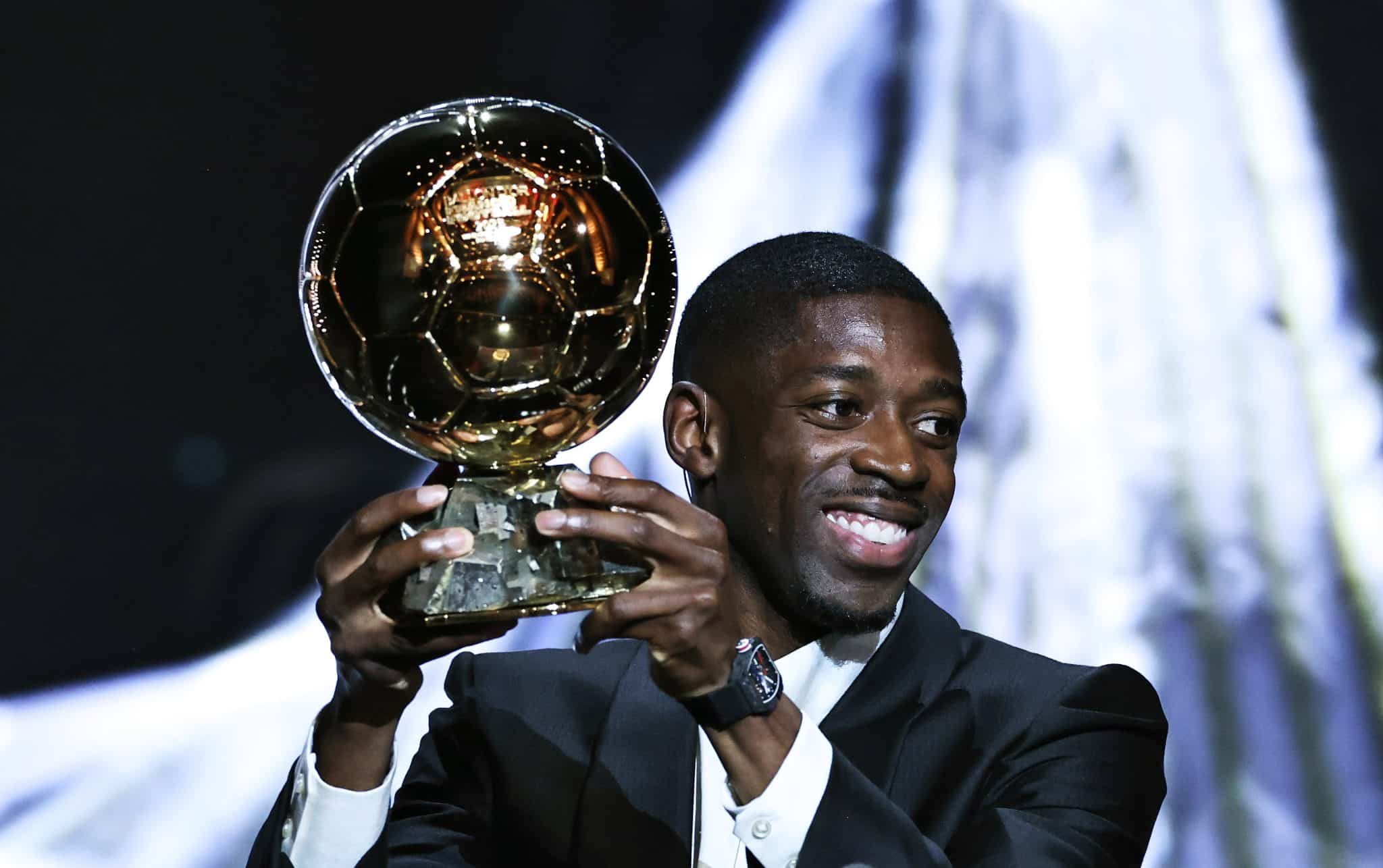 Demb&eacute;l&eacute; com a Bola de Ouro