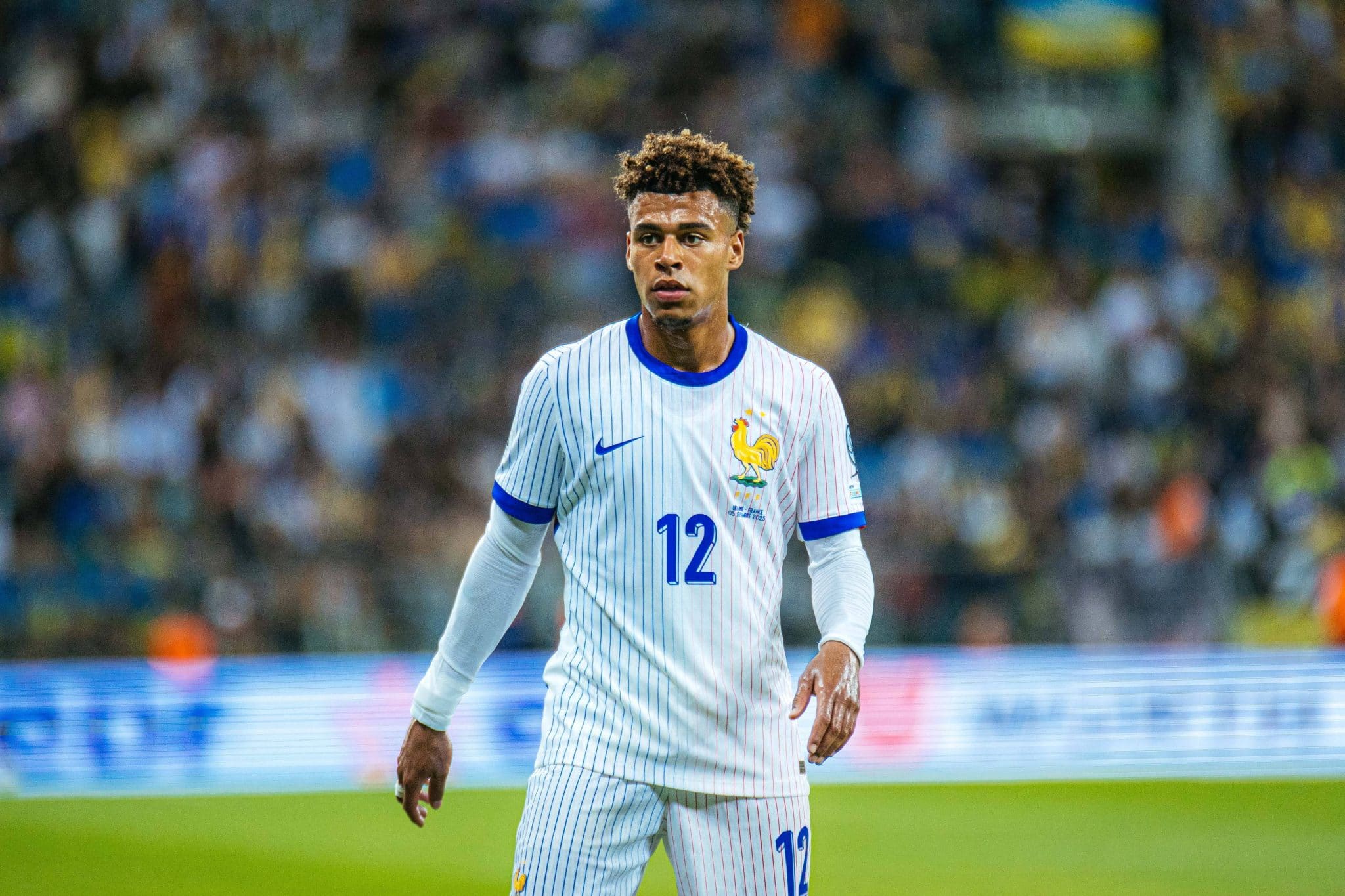 D&eacute;sir&eacute; Dou&eacute; pela sele&ccedil;&atilde;o francesa principal (Foto: Imago)