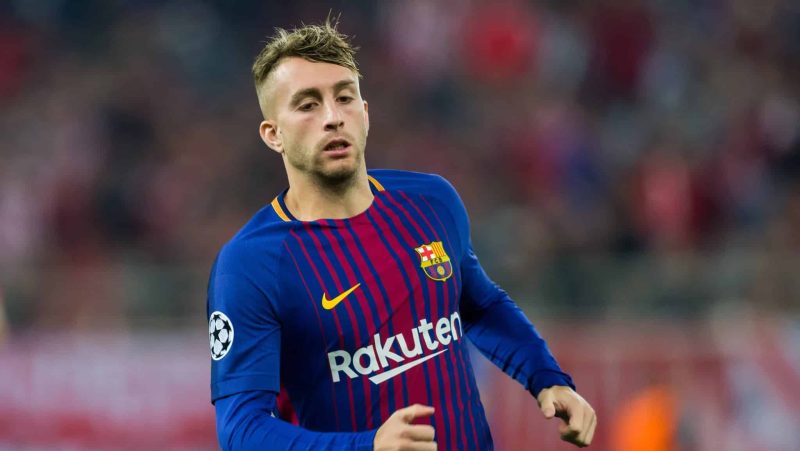 Ex-Barcelona vive drama com lesão: ‘Meus filhos me pedem para voltar’