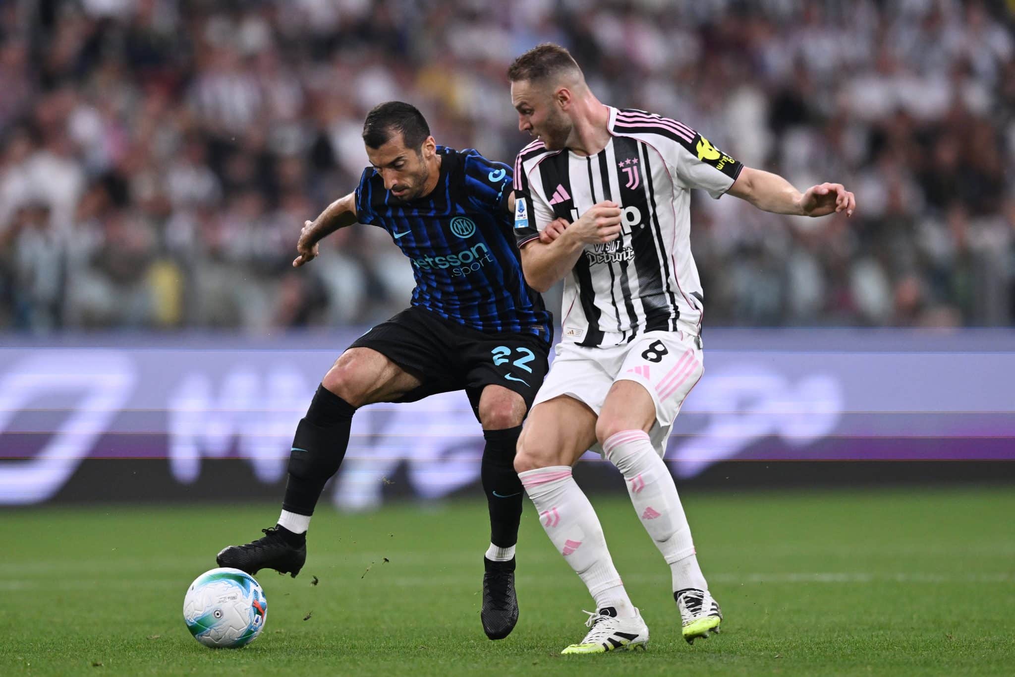 Juventus e Internazionale brindam ao futebol com jogo de incr&iacute;veis sete gols