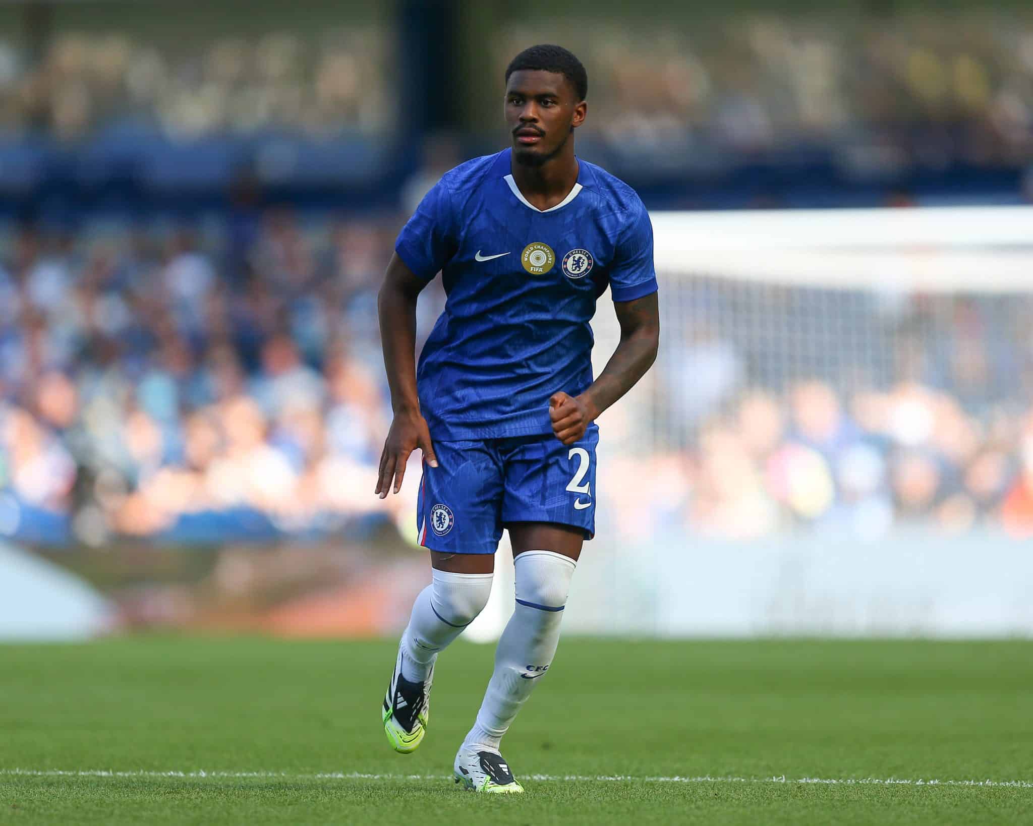 Jorrel Hato pelo Chelsea (Foto: Imago)