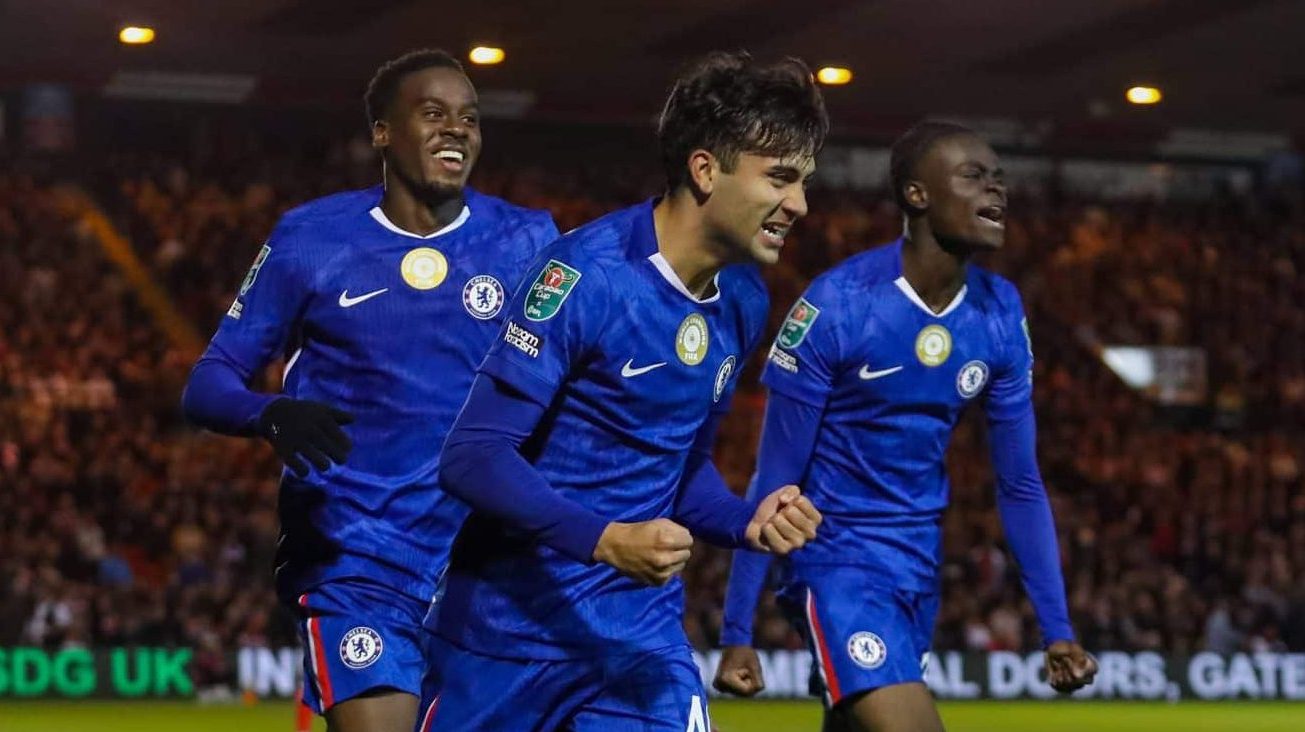 Receio de Maresca quase se confirma, mas Chelsea escapa de vexame na Copa da Liga