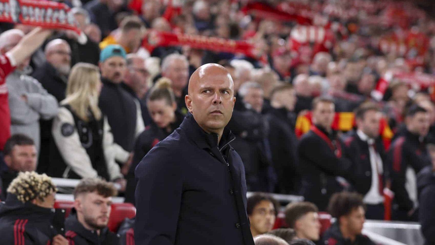 &lsquo;Desnecess&aacute;rio e est&uacute;pido&rsquo;: T&eacute;cnico do Liverpool faz cobran&ccedil;a a refor&ccedil;o de R$ 580 milh&otilde;es