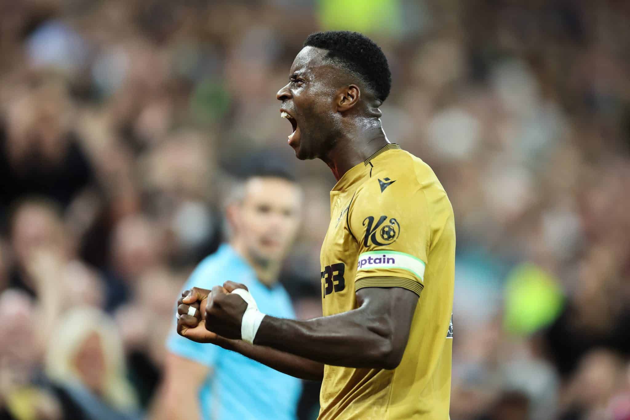 Gu&eacute;hi celebra gol pelo Palace