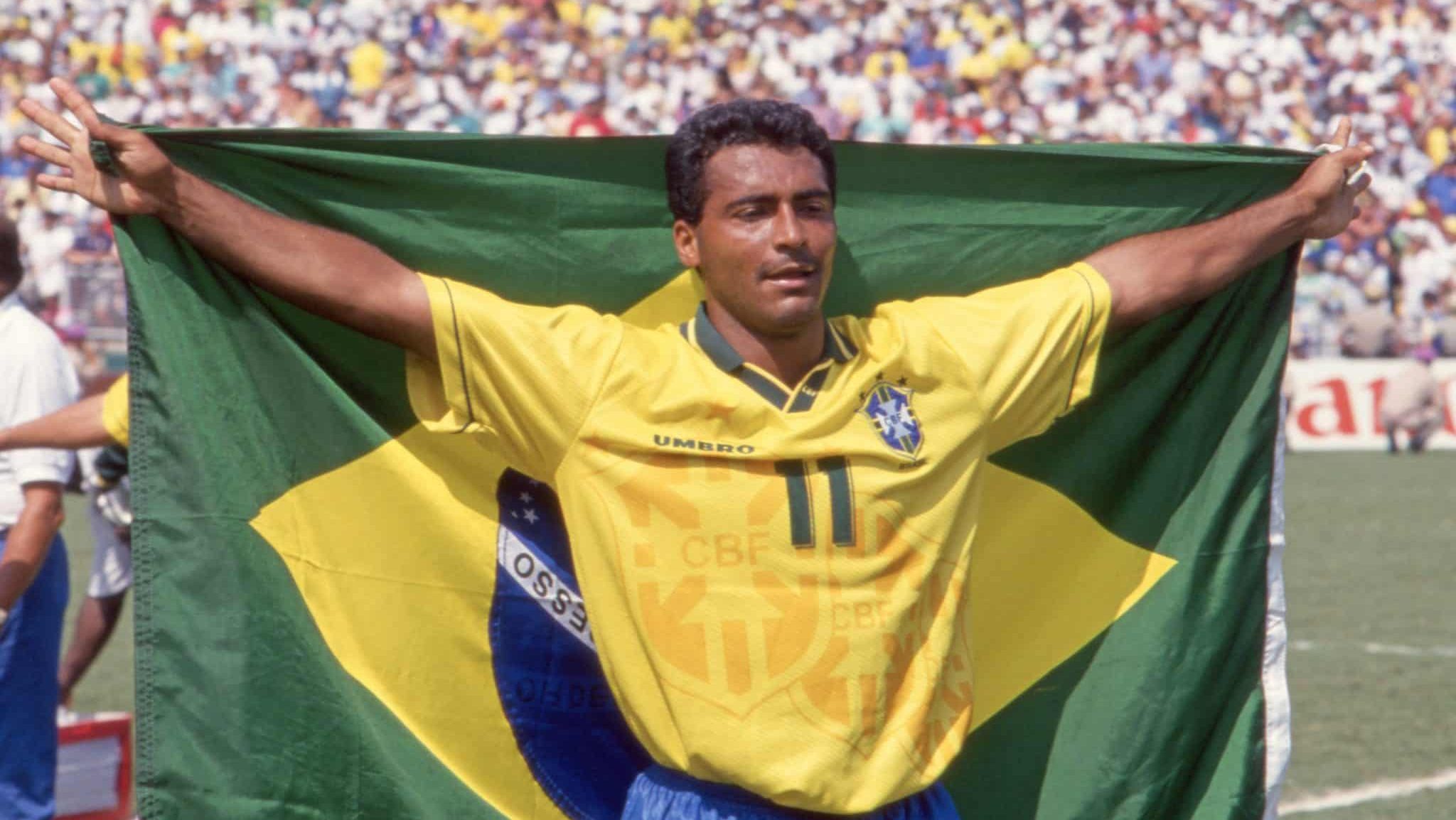Rom&aacute;rio, campe&atilde;o do mundo com o Brasil em 1994 (Foto: Imago)