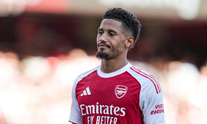 Por que Saliba escolheu renovar com o Arsenal ao invés de ir para o Real Madrid