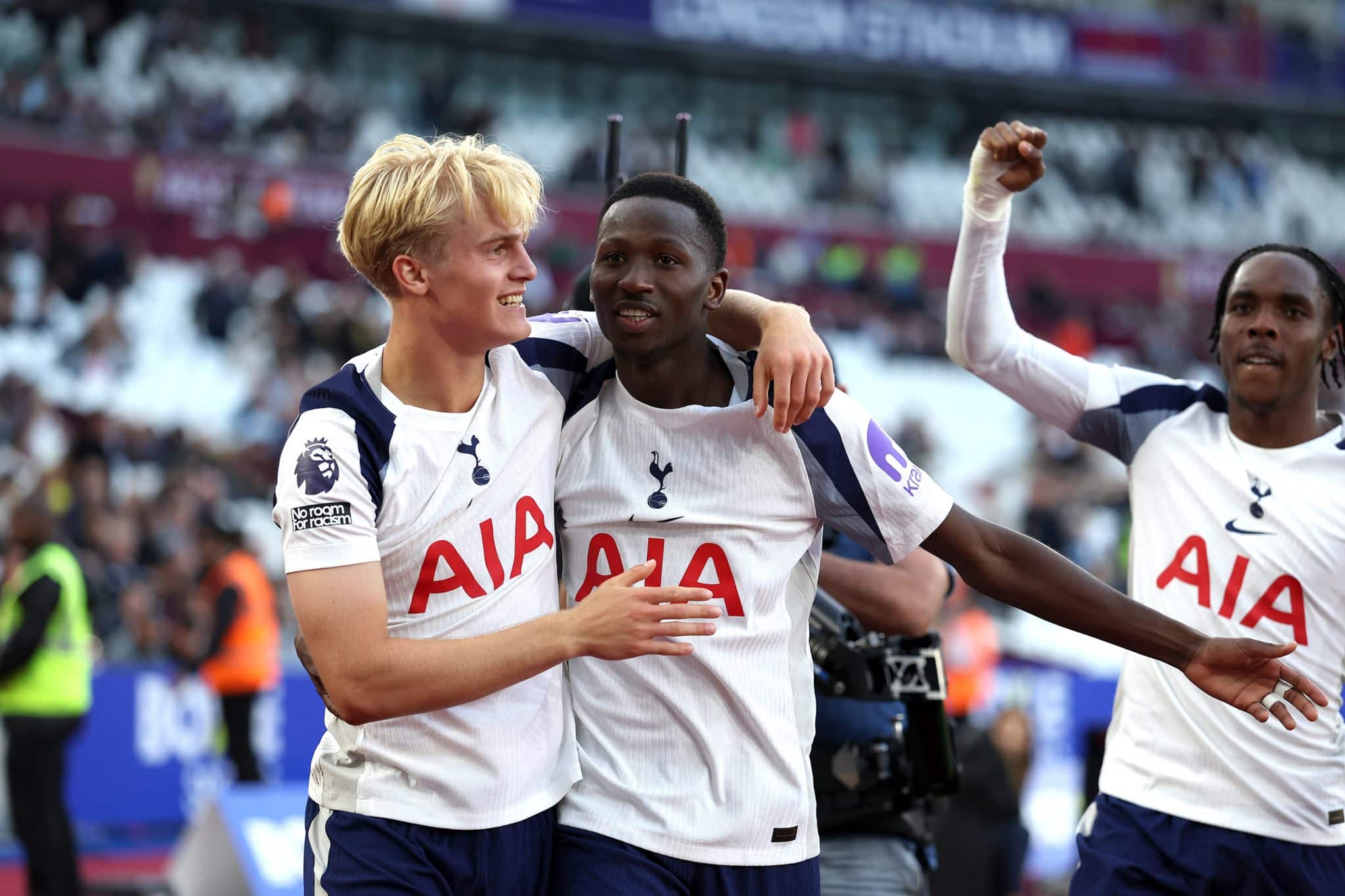 &lsquo;Os f&atilde;s j&aacute; foram embora&rsquo;: Tottenham coloca p&aacute; de cal em momento sombrio para West Ham e Potter