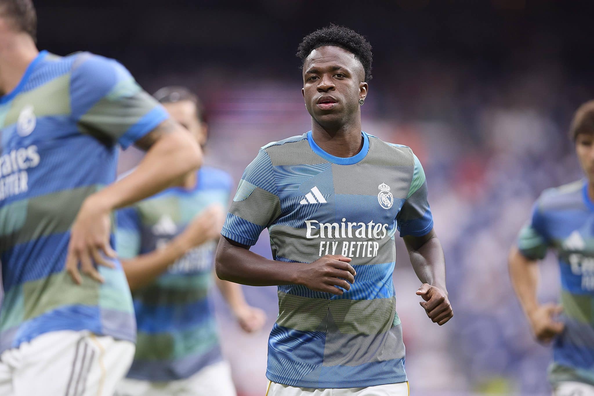 Vinicius Junior durante aquecimento