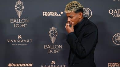 &lsquo;Algo estranho aconteceu aqui&rsquo;: Pai de Yamal critica Bola de Ouro para Demb&eacute;l&eacute;