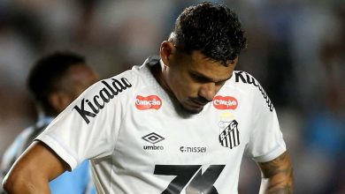 Frustrante empate com o Gr&ecirc;mio passa muito pelo baixo n&iacute;vel do banco de reservas do Santos