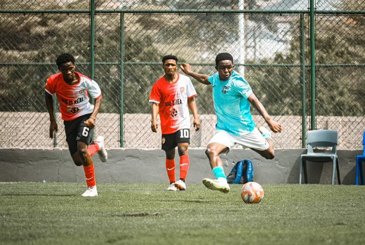 Mahamadou Souare ainda atuando no continente africano