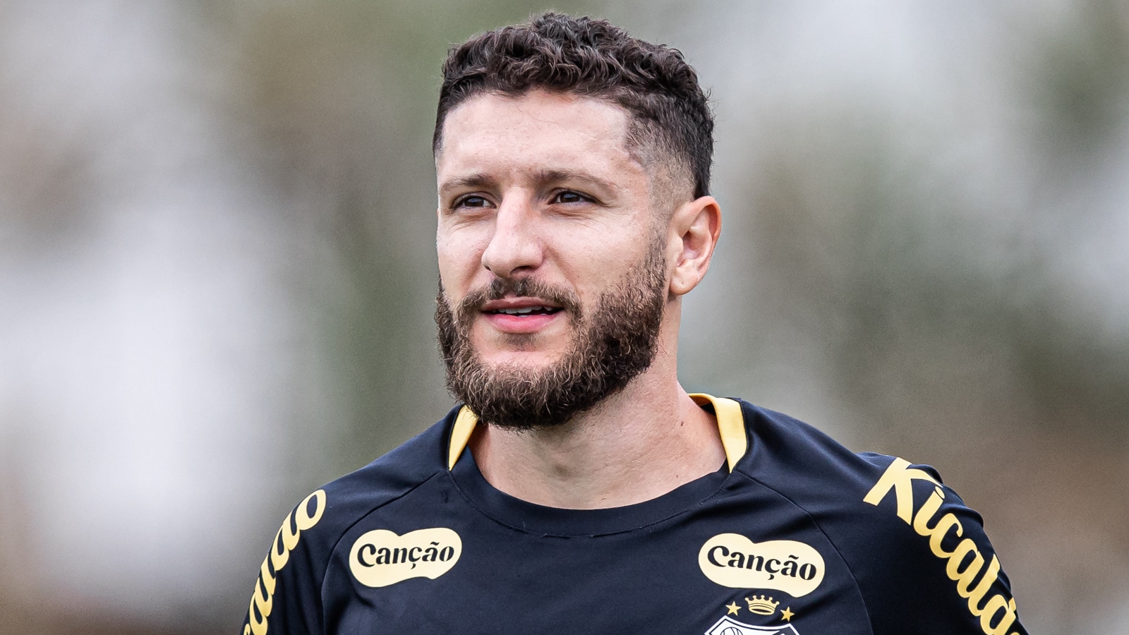 Discurso de Z&eacute; Rafael destoa de presidente do Santos, mas est&aacute; mais pr&oacute;ximo &agrave; realidade