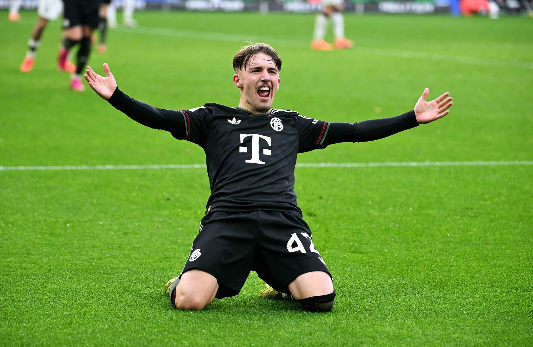 Lennart Karl pelo Bayern