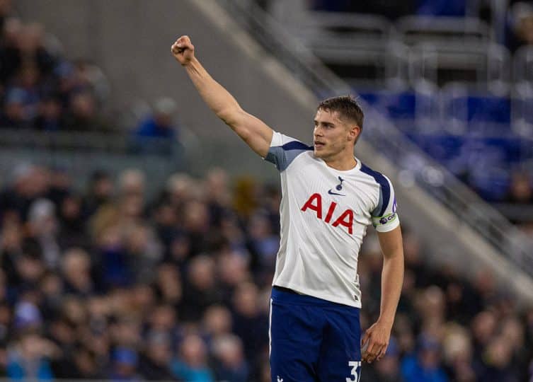‘Gabriel dos Spurs’: Jogador comparado a brasileiro mantém Tottenham como visitante indigesto