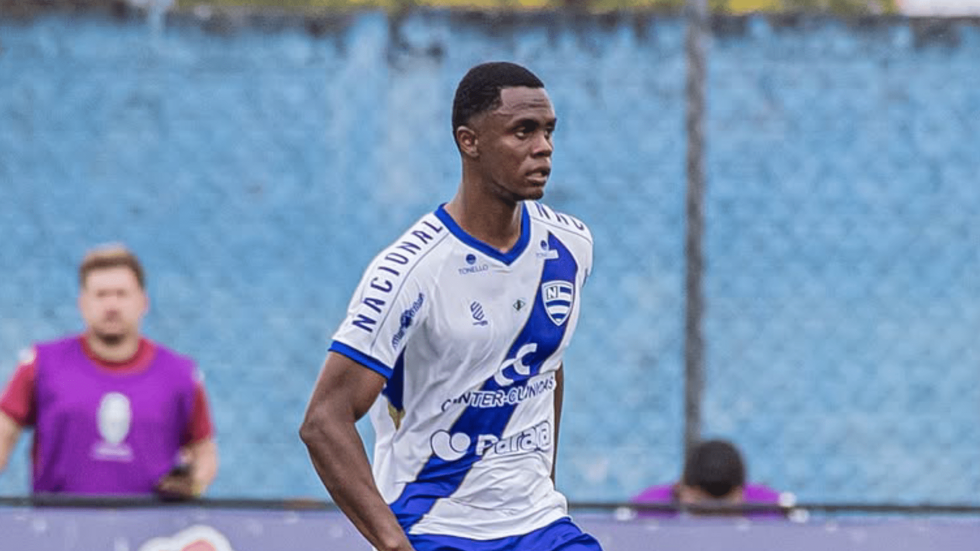 Paulo Vitor, zagueiro do Nacional-PR v&iacute;tima de inj&uacute;ria racial