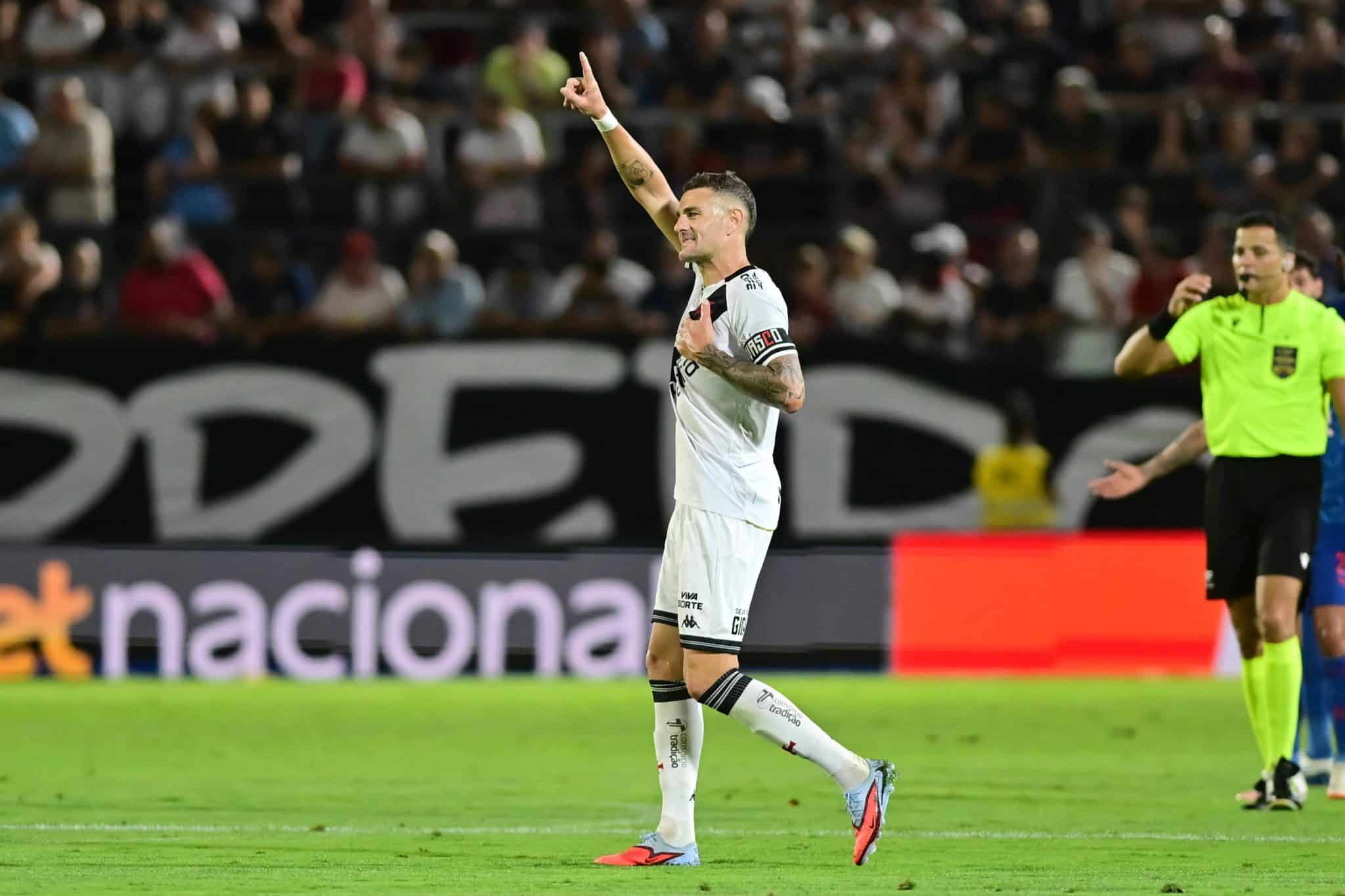 Vegetti decide para o Vasco em vit&oacute;ria sobre o Red Bull Bragantino