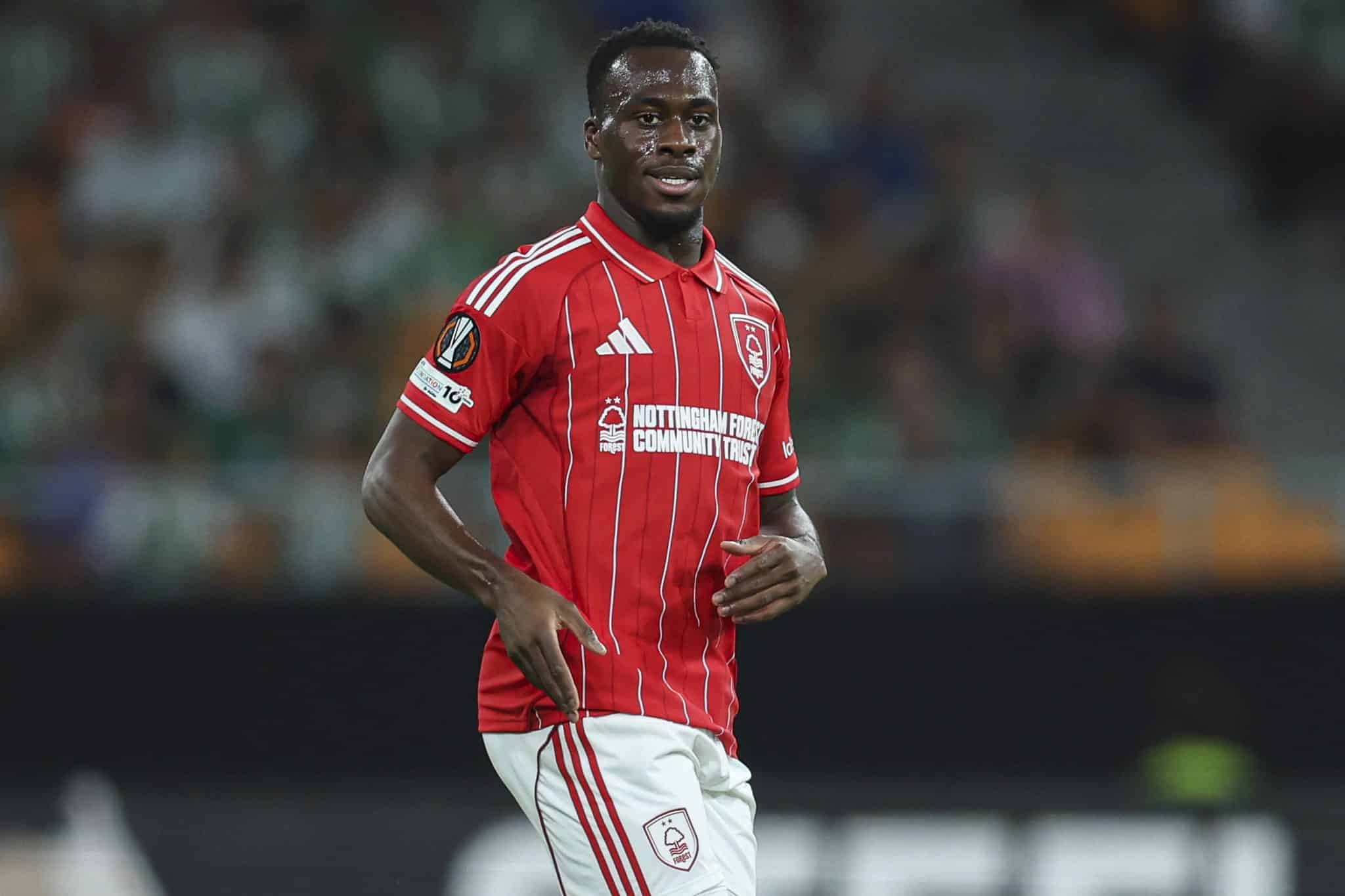 Arnaud Kalimuendo pelo Nottingham Forest (Foto: Imago)