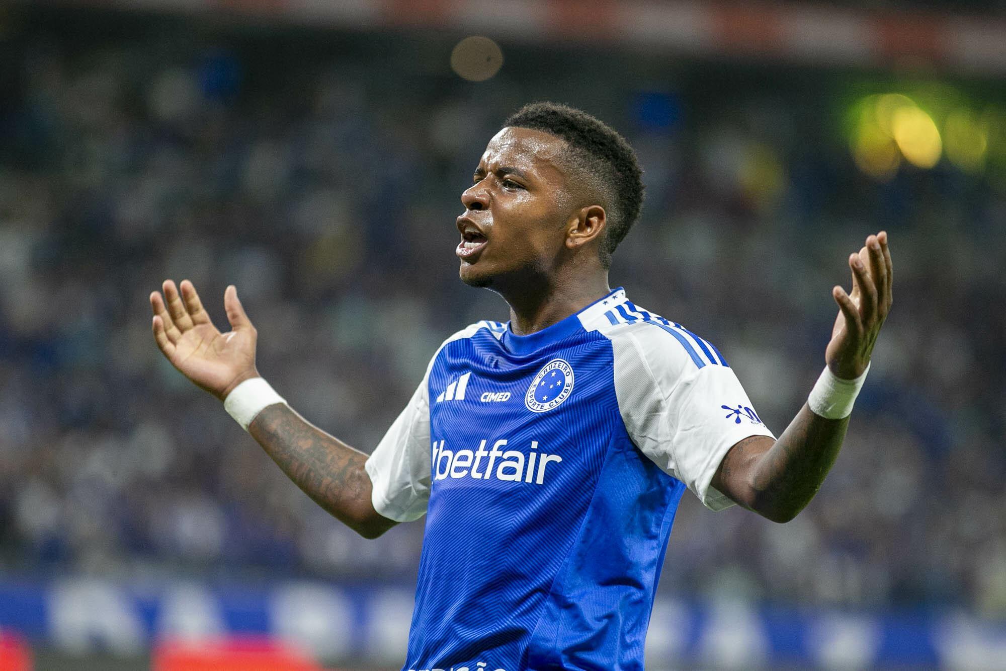 Trio se destaca contra o Fortaleza, e Cruzeiro refor&ccedil;a sensa&ccedil;&atilde;o de um futuro promissor