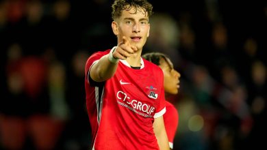 &lsquo;Possui muitas qualidades t&eacute;cnicas&rsquo;: Quem &eacute; o jovem atacante que encanta a Europa?