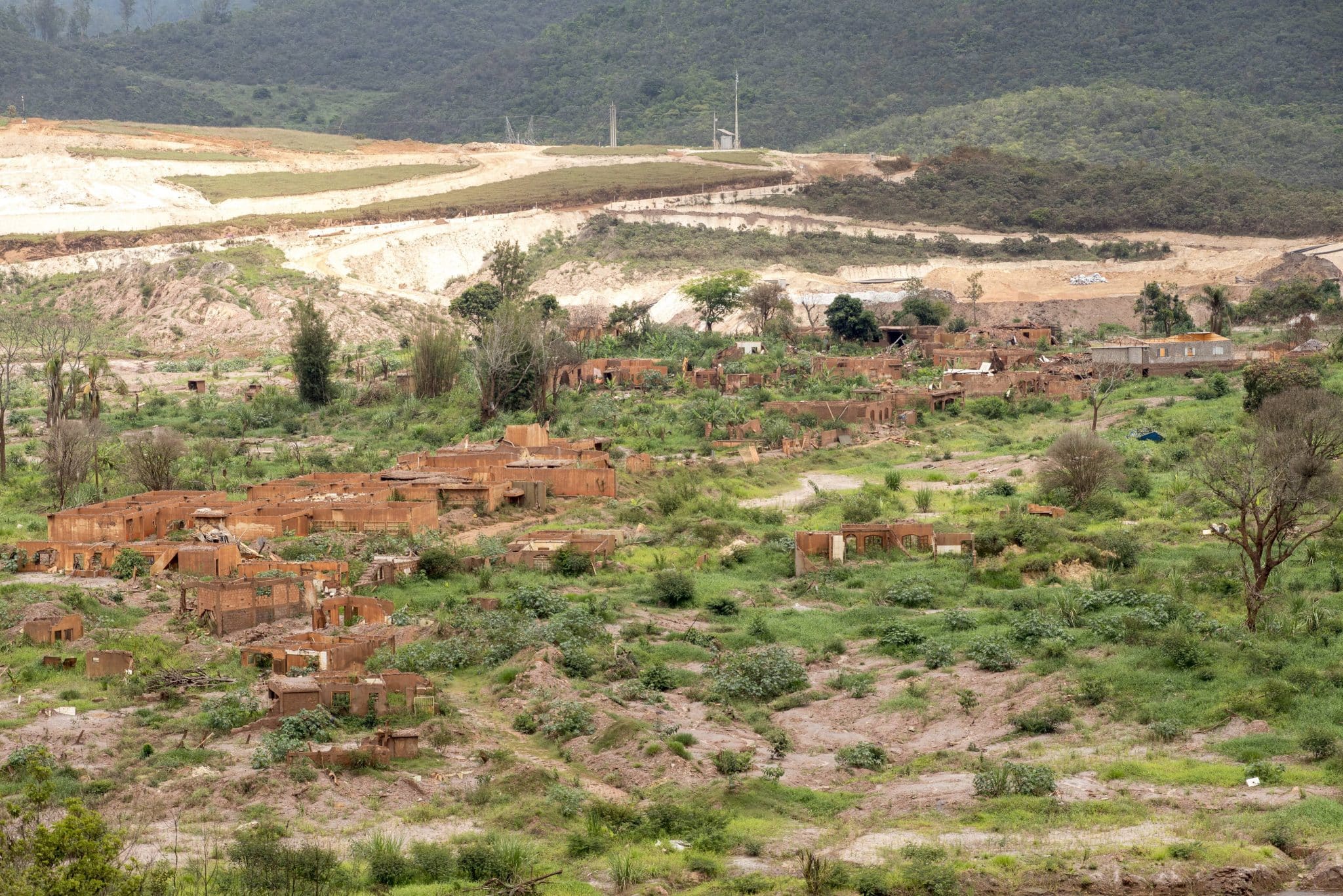 MARIANA MG 28 10 2016 UM ANO DA TRAG&Eacute;DIA EM MARIANA MG panoramic view of Bento Rodrigues local