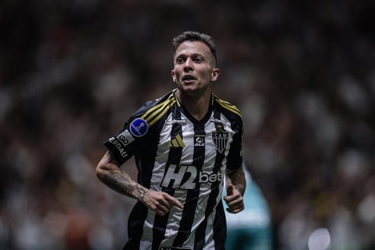 Aposta de Sampoli vinga e Atl&eacute;tico-MG mostra sua melhor vers&atilde;o em busca de reden&ccedil;&atilde;o continental