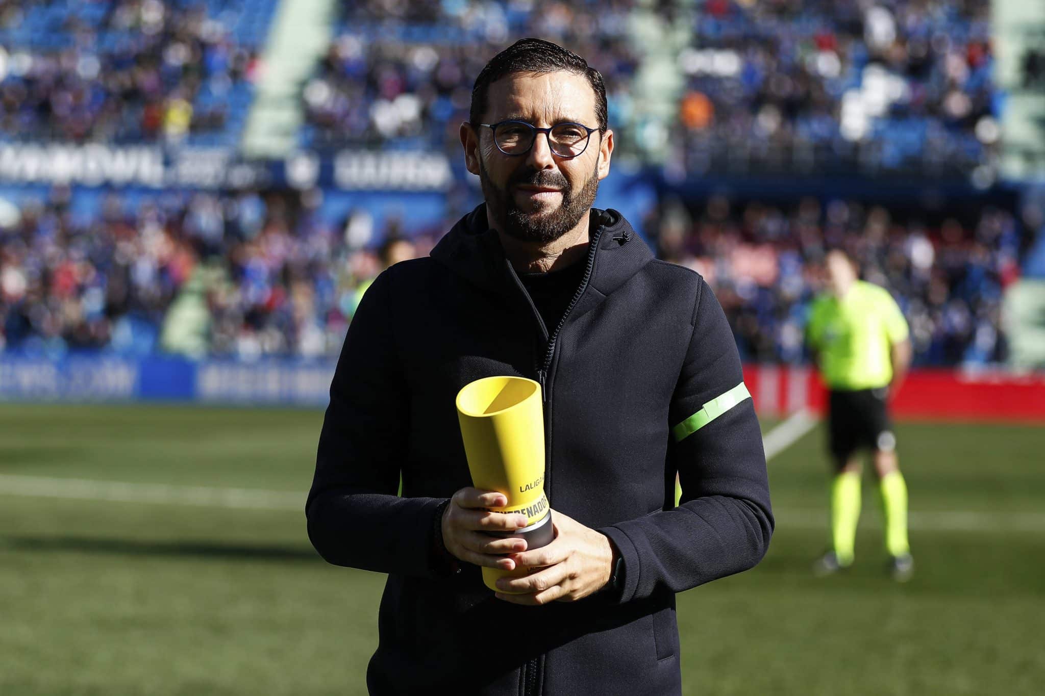 Jos&eacute; Bordal&aacute;s com o pr&ecirc;mio de t&eacute;cnico do m&ecirc;s de LaLIga em janeiro de 2025
