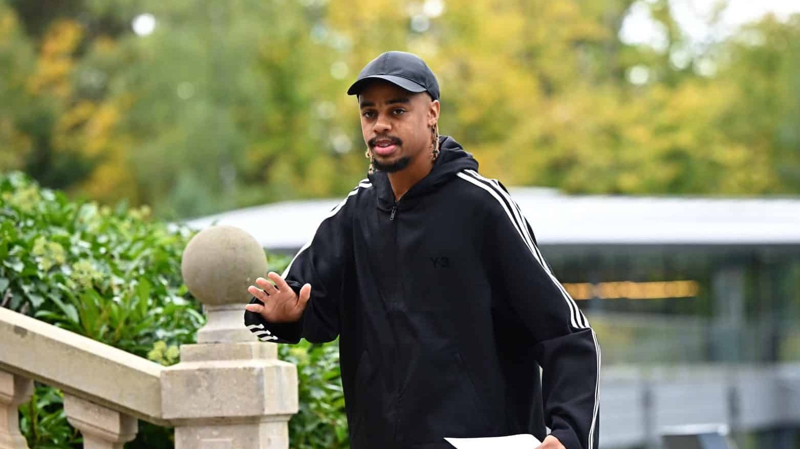 Dispensa de Barcola reacende conflito entre PSG e sele&ccedil;&atilde;o francesa na Data Fifa