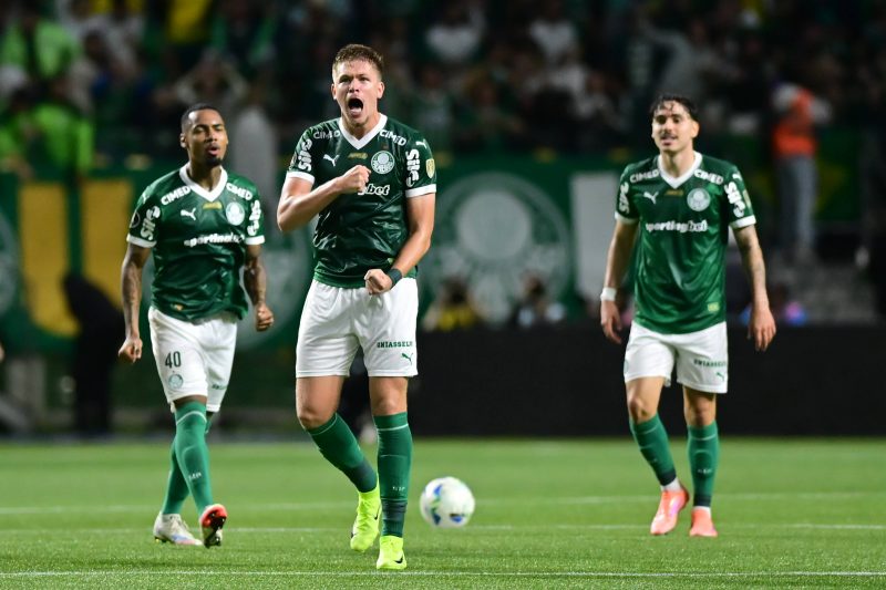 Noite mágica! 5 motivos que fazem a remontada do Palmeiras entrar na história da Libertadores