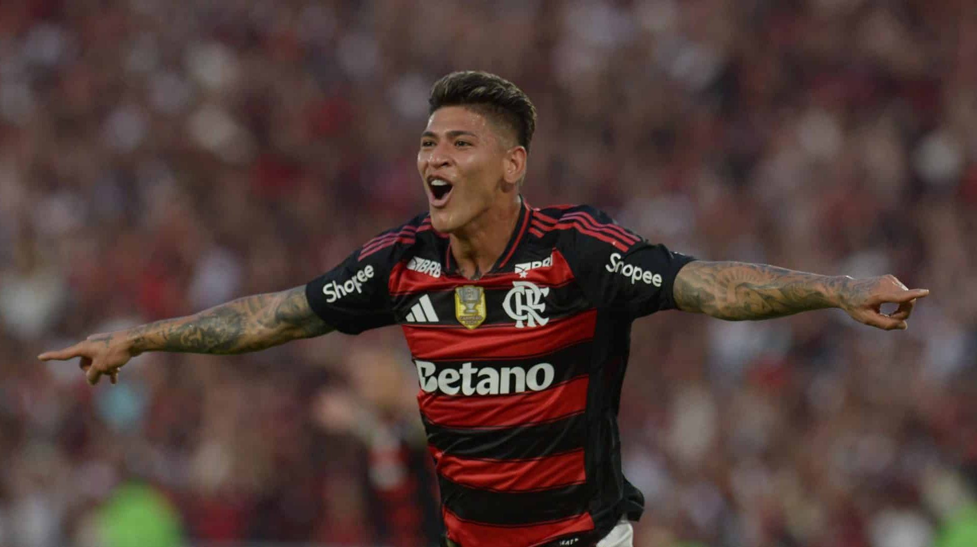 Como refor&ccedil;o de R$ 77 milh&otilde;es quebrou a hierarquia no Flamengo para se tornar titular