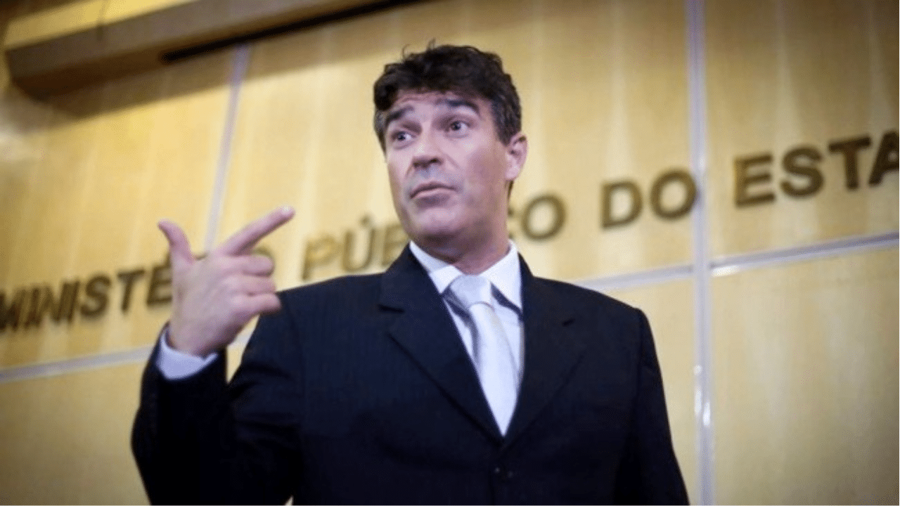 C&aacute;ssio Roberto Conserino promotor caso Andr&eacute;s S&aacute;nchez cart&atilde;o corporativo Corinthians