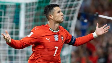 Cristiano Ronaldo quebra novo recorde, mas vacilos adiam classifica&ccedil;&atilde;o de Portugal