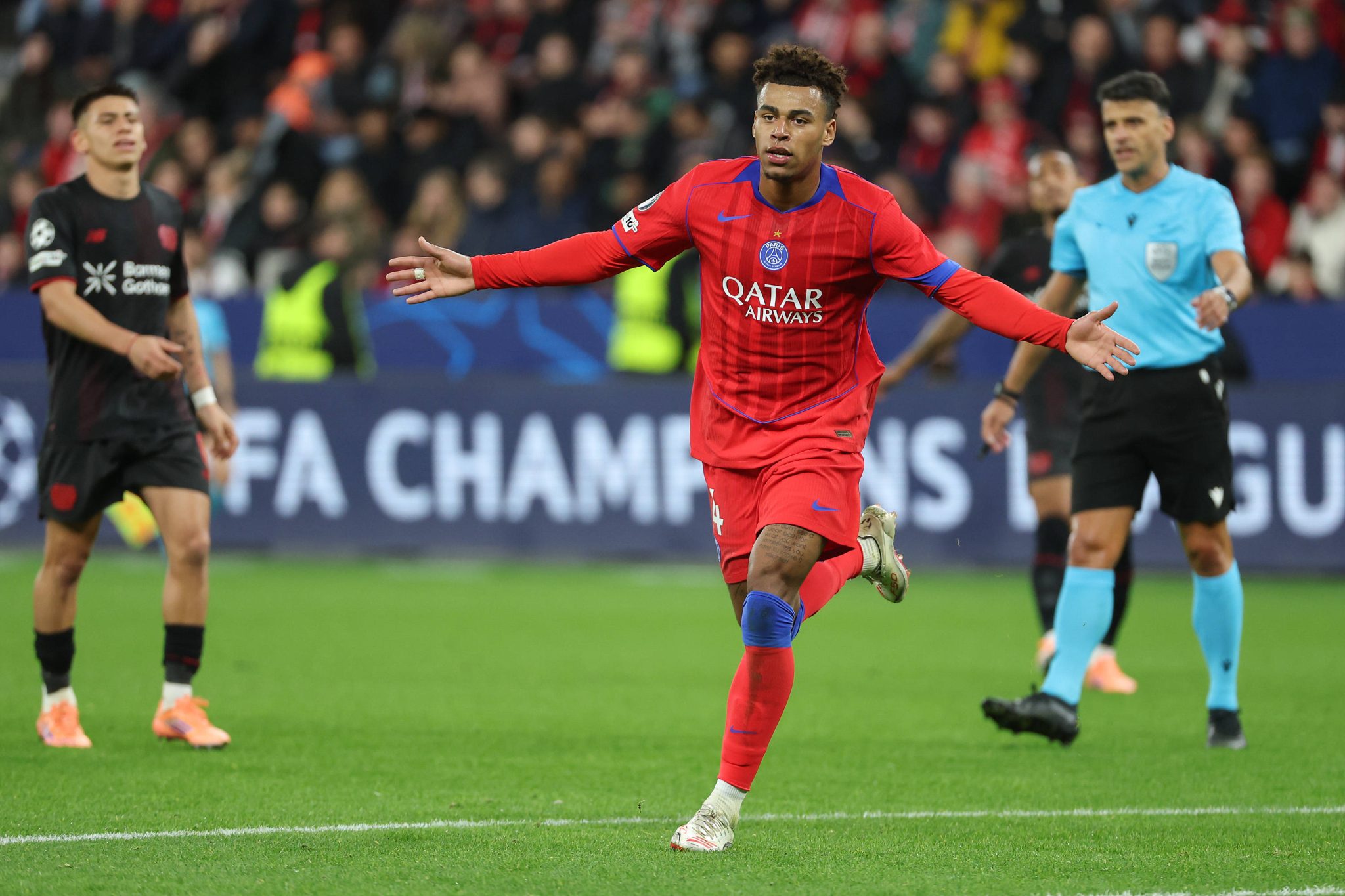PSG liga modo campe&atilde;o europeu com versatilidade de f&atilde; de Neymar&nbsp;e saudade de Marquinhos