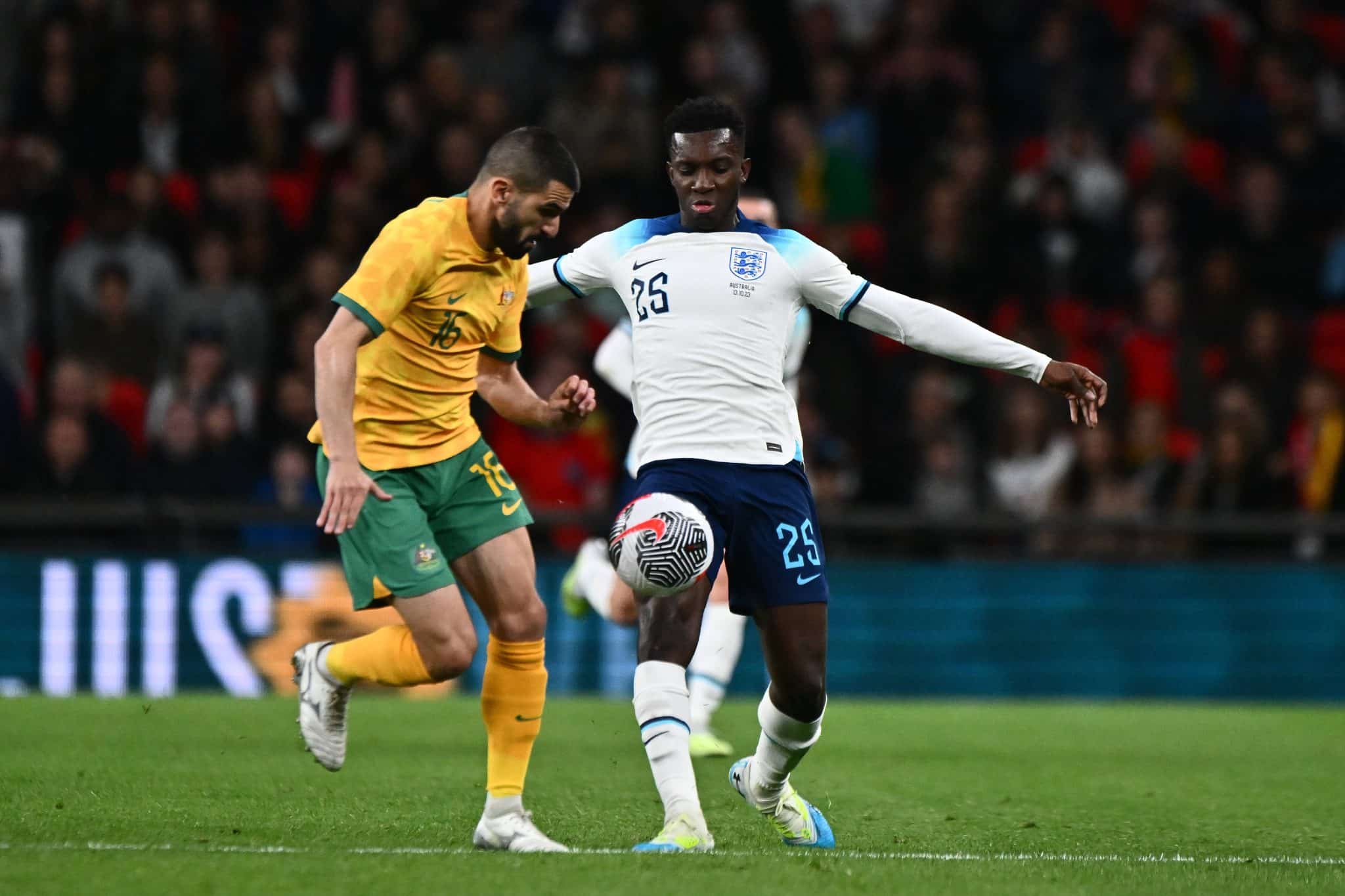 Nketiah pela Inglaterra, em 2023 (Foto: Imago)