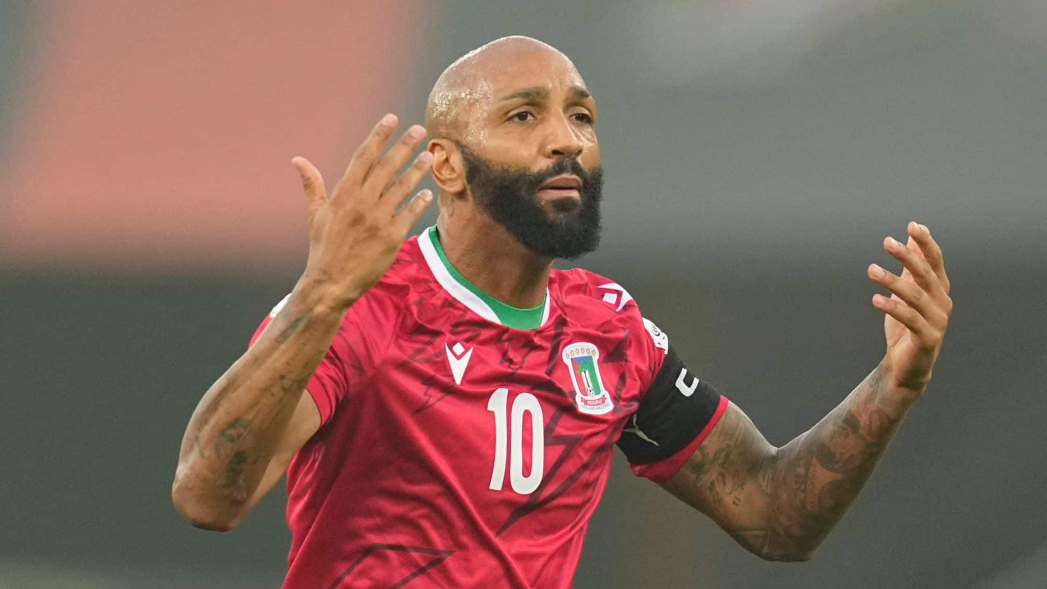 T&eacute;cnico &eacute; demitido e jogadores s&atilde;o suspensos de sele&ccedil;&atilde;o nas Eliminat&oacute;rias; entenda