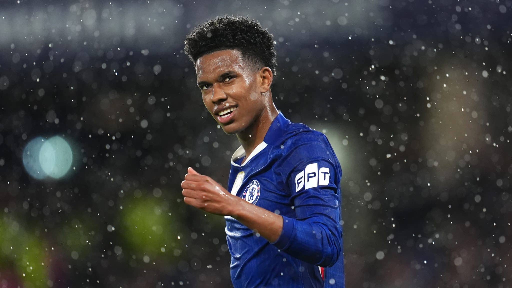 Ajax faz de tudo para garantir goleada do Chelsea e Est&ecirc;v&atilde;o quebra recorde na Champions